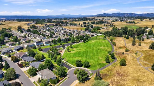 7809 N Warren Ln, Spokane, WA 99208