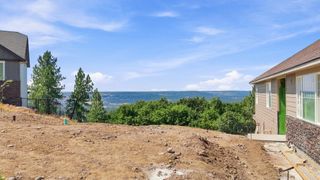 7809 N Warren Ln, Spokane, WA 99208