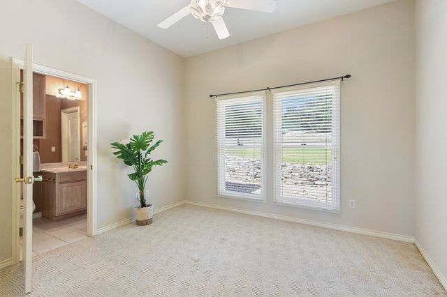 134 Holly Dr, Kerrville, TX 78028