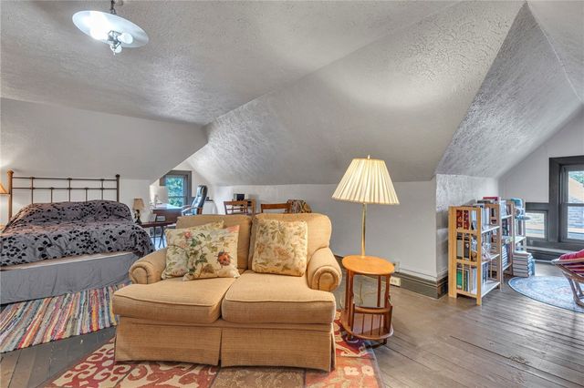 1041 4th Street, Beaver, PA 15009