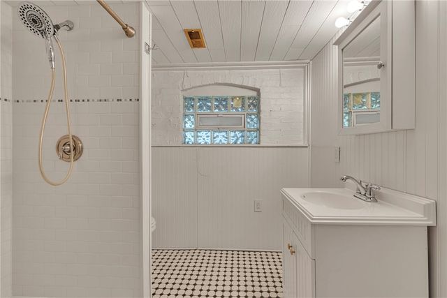 1041 4th Street, Beaver, PA 15009