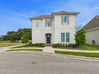 306 Parker Lane, Youngsville, LA 70592