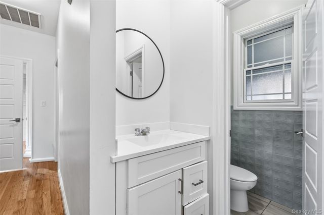 7 Park Street 301, Spring Valley, NY 10977