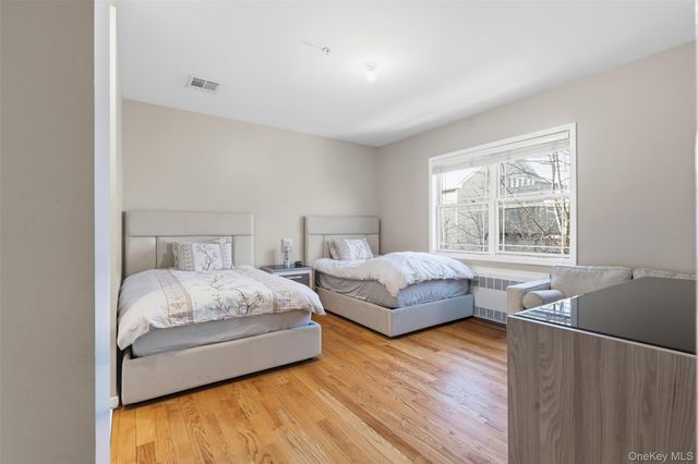 7 Park Street 301, Spring Valley, NY 10977