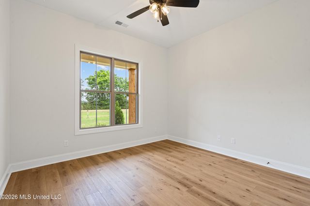 12331 Ingrams Mill Road, Byhalia, MS 38611