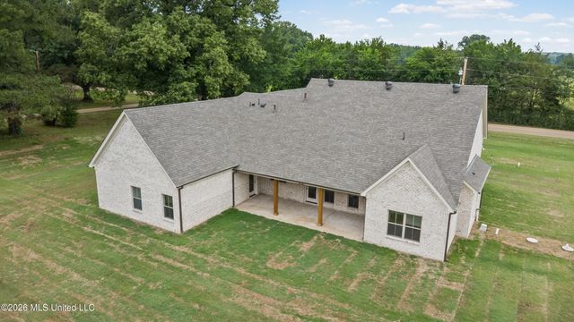12331 Ingrams Mill Road, Byhalia, MS 38611