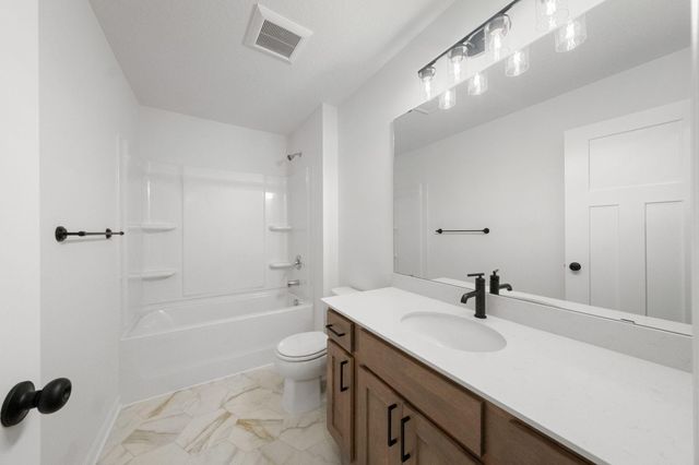 6559 Bellflower Drive, Minnetrista, MN 55331