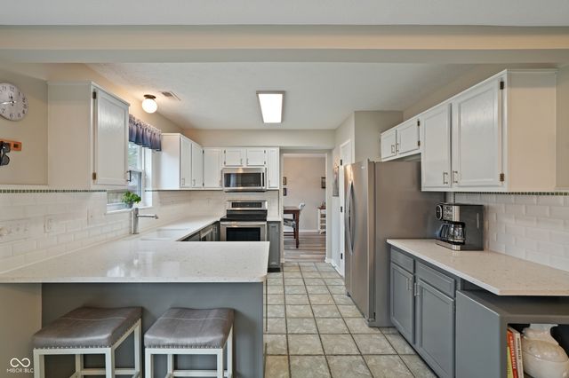 7572 Sycamore Grove Court, Indianapolis, IN 46260