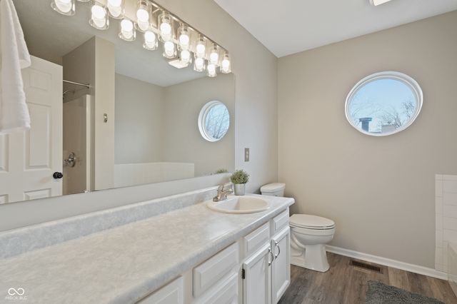 7572 Sycamore Grove Court, Indianapolis, IN 46260