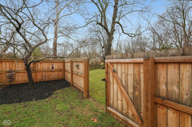 7572 Sycamore Grove Court, Indianapolis, IN 46260