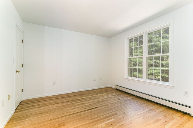 29 Oak Knoll Dr. 29, North Attleboro, MA 02760