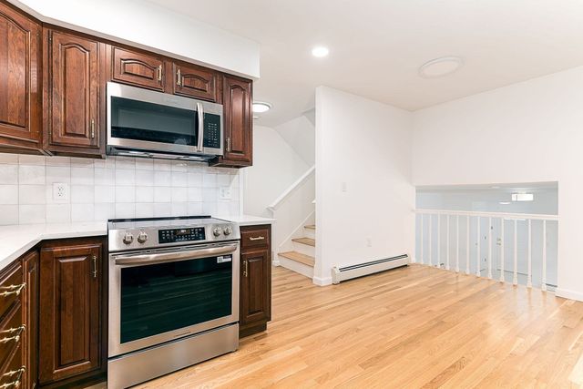 29 Oak Knoll Dr. 29, North Attleboro, MA 02760