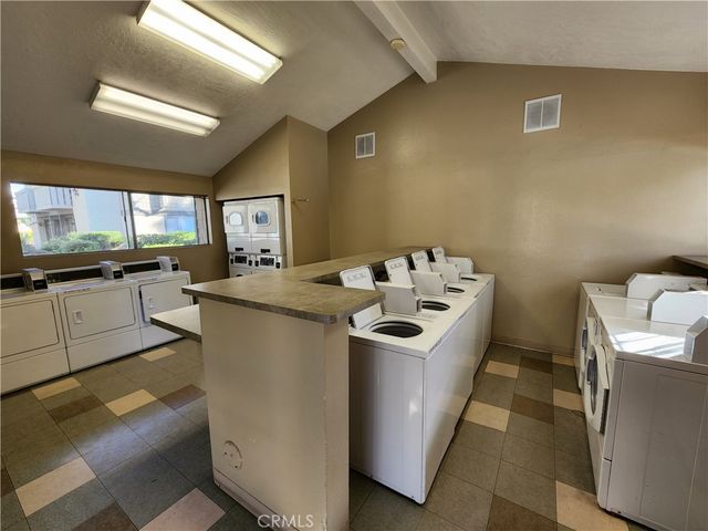 960 E Bonita Avenue 58, Pomona, CA 91767