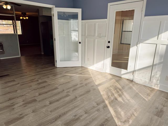 908 Oak Street, Mountain View, AR 72560