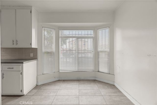 154 E 82nd Place, Los Angeles, CA 90003