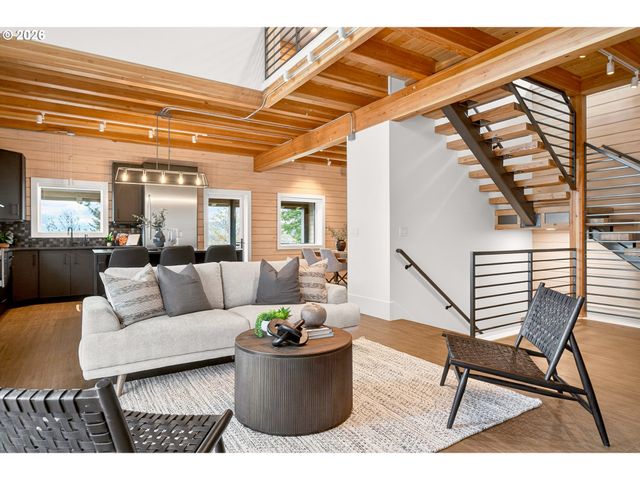 1441 MABEE MINES Rd, Washougal, WA 98671