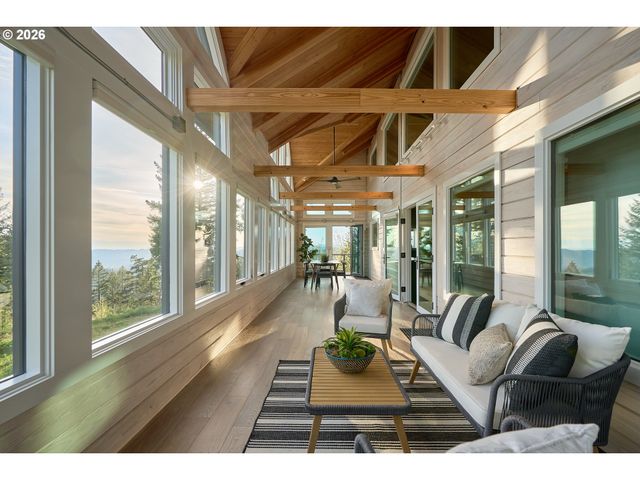 1441 MABEE MINES Rd, Washougal, WA 98671