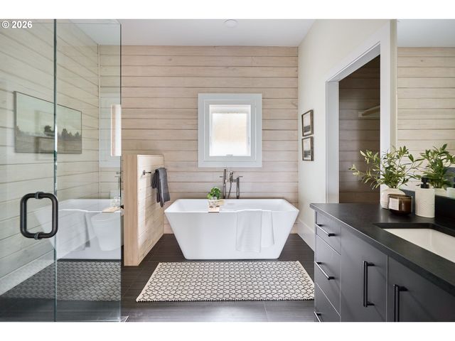 1441 MABEE MINES Rd, Washougal, WA 98671