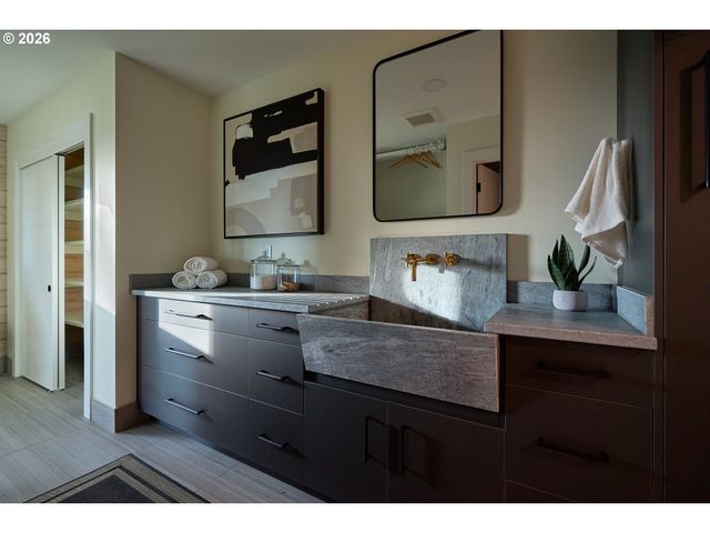 1441 MABEE MINES Rd, Washougal, WA 98671