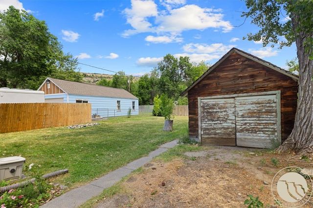811 N 19th St, Billings, MT 59101