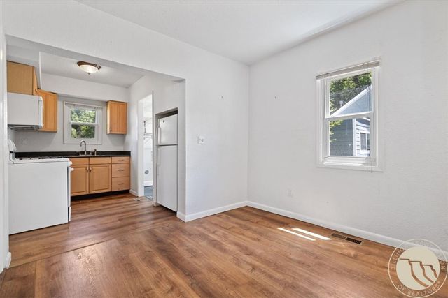 811 N 19th St, Billings, MT 59101