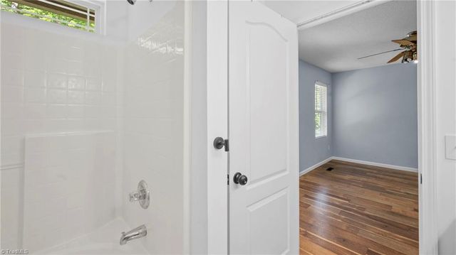 1743 Willa Place Drive, Kernersville, NC 27284