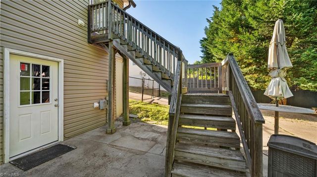 1743 Willa Place Drive, Kernersville, NC 27284