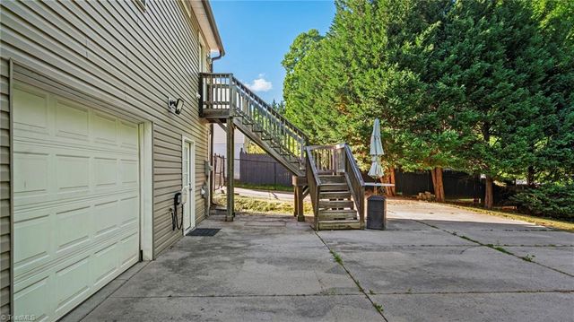 1743 Willa Place Drive, Kernersville, NC 27284