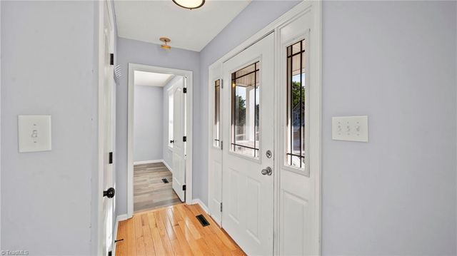 1743 Willa Place Drive, Kernersville, NC 27284
