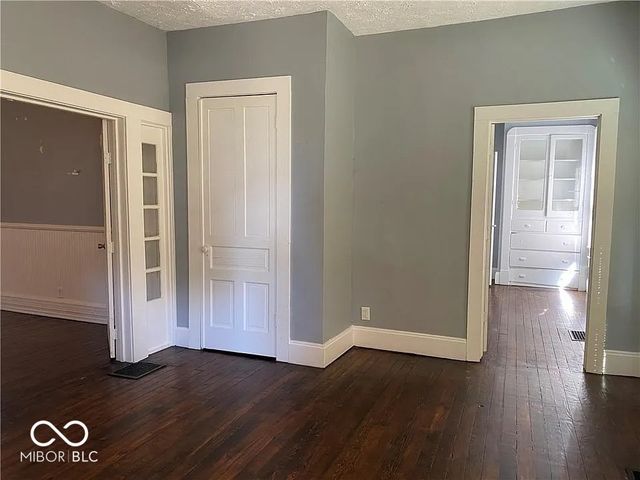 1201 N Oxford Street, Indianapolis, IN 46201