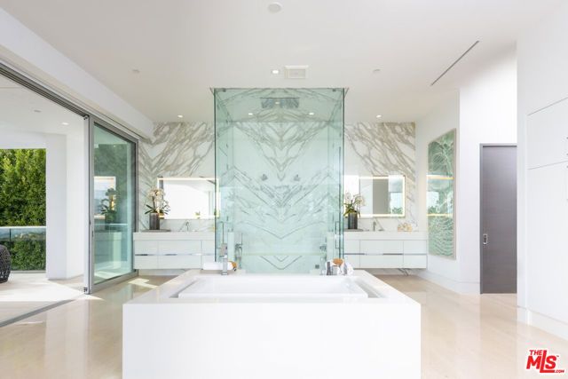 1609 Magnetic Terrace, Los Angeles, CA 90069