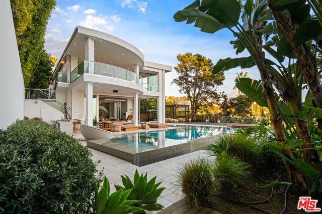 1609 Magnetic Terrace, Los Angeles, CA 90069