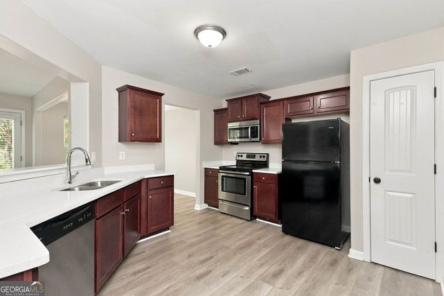 929 Justice Drive, Locust Grove, GA 30248