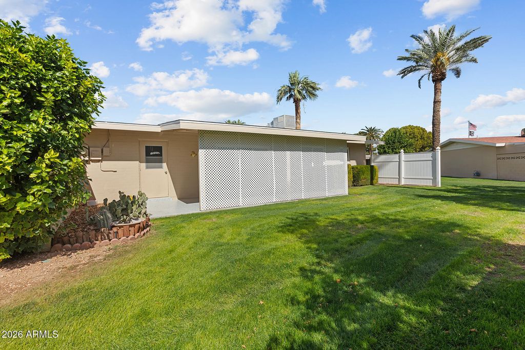10401 W CORTE DEL SOL OESTE --, Sun City, AZ 85351 — photo 4