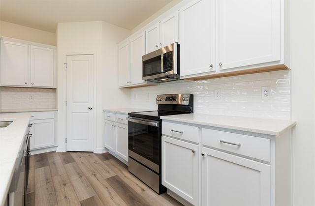 8924 Beery Place, Johnston, IA 50131