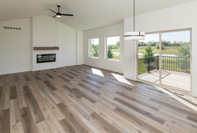 8924 Beery Place, Johnston, IA 50131
