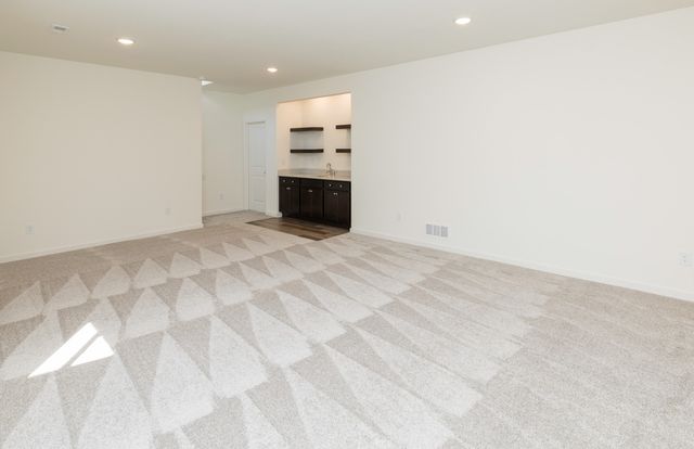 8924 Beery Place, Johnston, IA 50131
