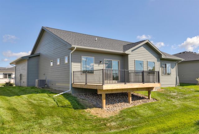 8924 Beery Place, Johnston, IA 50131