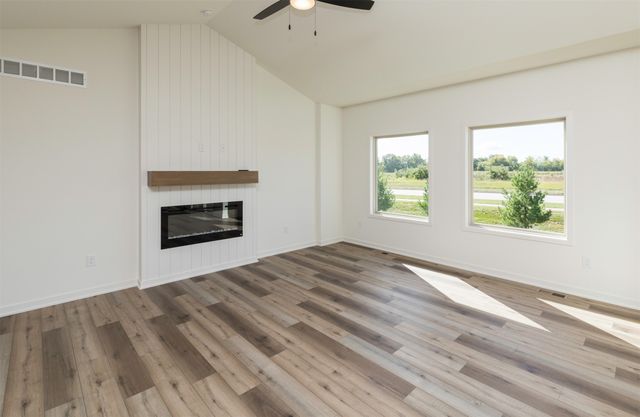 8924 Beery Place, Johnston, IA 50131