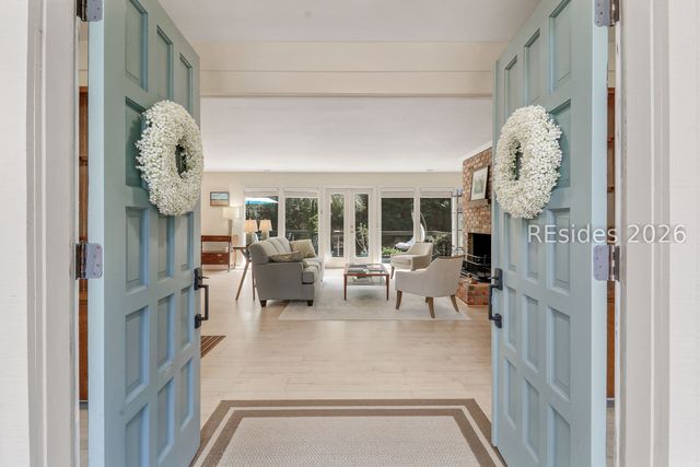 17 Salt Wind Way, Hilton Head Island, SC 29926