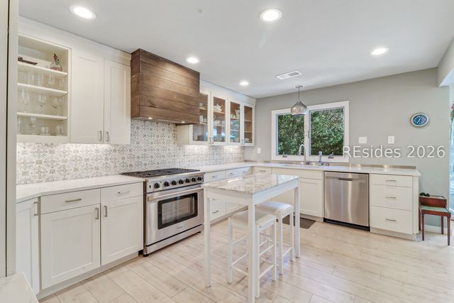 17 Salt Wind Way, Hilton Head Island, SC 29926