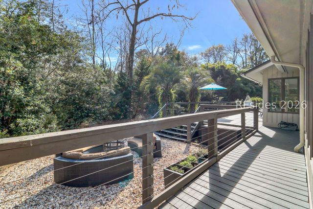 17 Salt Wind Way, Hilton Head Island, SC 29926