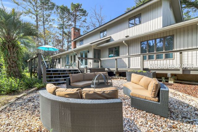 17 Salt Wind Way, Hilton Head Island, SC 29926