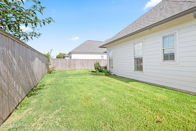 300 Cedar Lake Drive, Youngsville, LA 70592