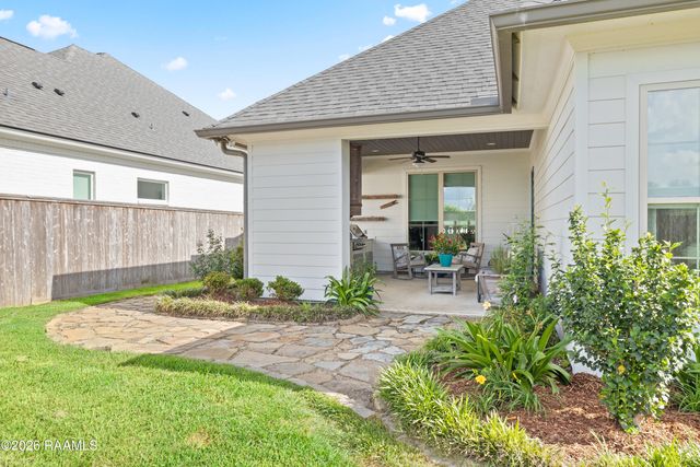300 Cedar Lake Drive, Youngsville, LA 70592