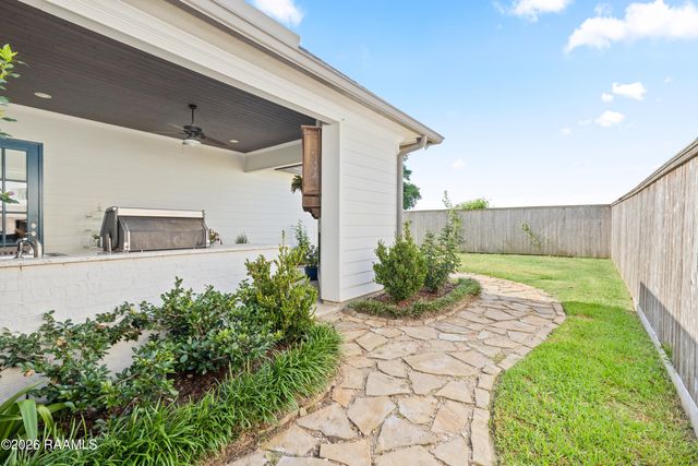 300 Cedar Lake Drive, Youngsville, LA 70592