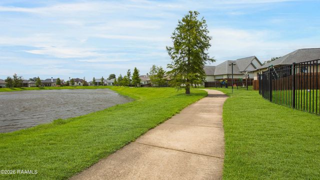 300 Cedar Lake Drive, Youngsville, LA 70592