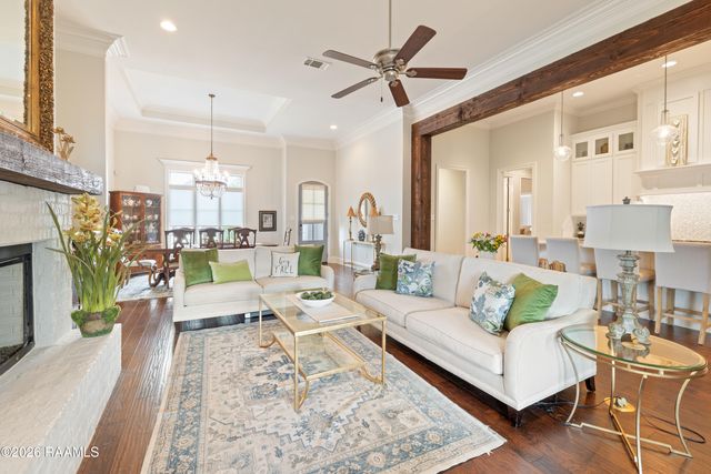 300 Cedar Lake Drive, Youngsville, LA 70592