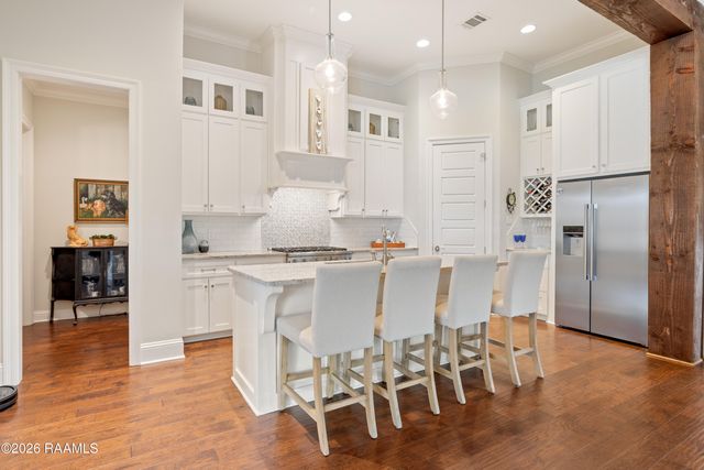 300 Cedar Lake Drive, Youngsville, LA 70592