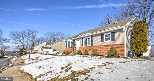 111 EVERETT AVE, Willow Grove, PA 19090